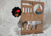 Wooden Earring Holder - Image 4