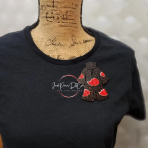 Cloud Robe Brooch – Akatsuki-Inspired Acrylic Pin | Accessory